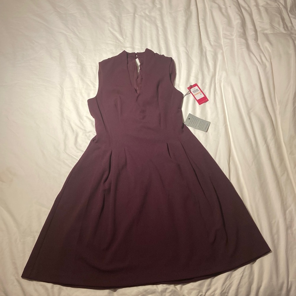 Vince Camuto. Unique V-neck fit & flare dress. Size 2. NWT. Smoke free home.